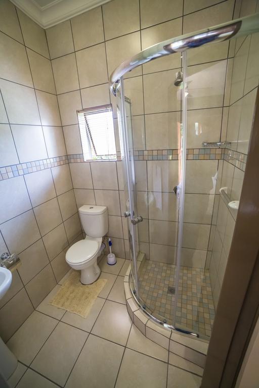 Beryl1 Guest House Klerksdorp Dış mekan fotoğraf